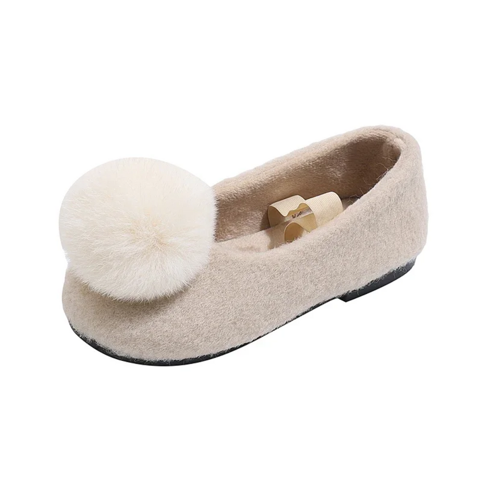 SoftSteps –  Warm & Weich – Mädchen-Schuhe mit Plüsch-Bommel