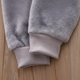 CozyBear – Warm & Weich – Kinder-Trainingsanzug mit Bärenmotiv