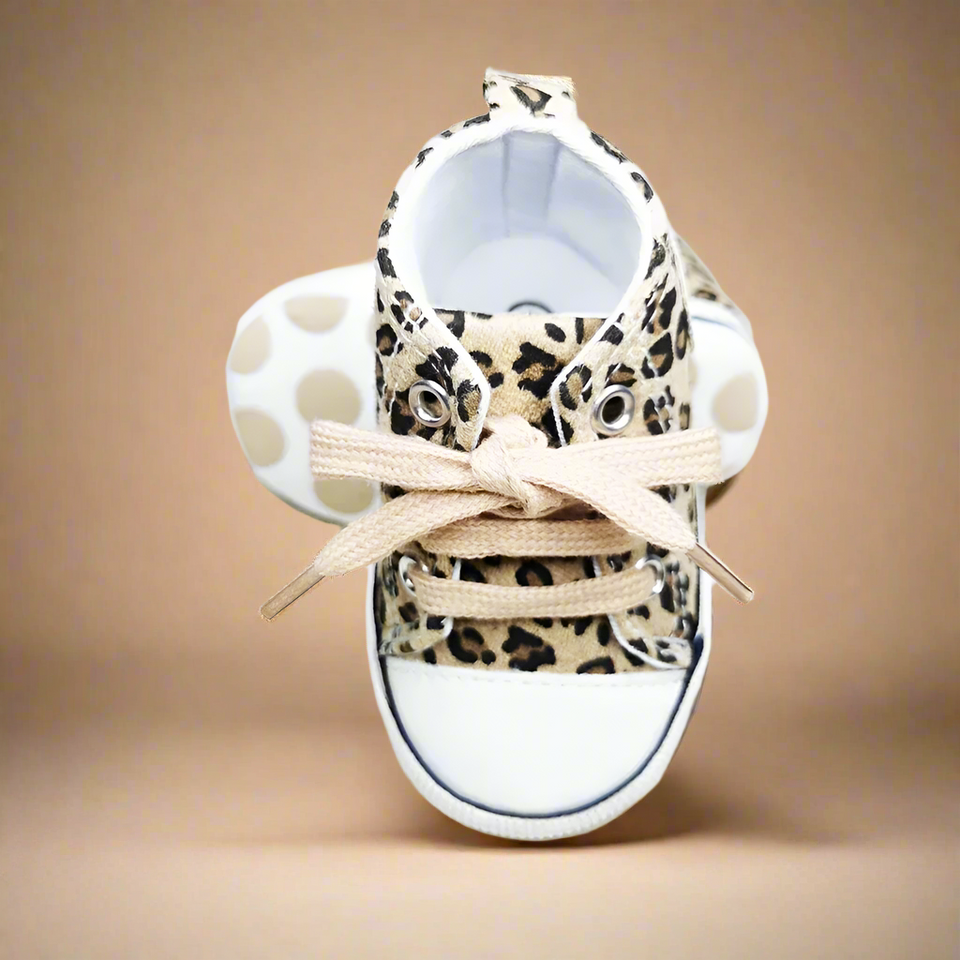 BabyStride – Atmungsaktiv und flexibel - 'First Steps' Turnschuhe