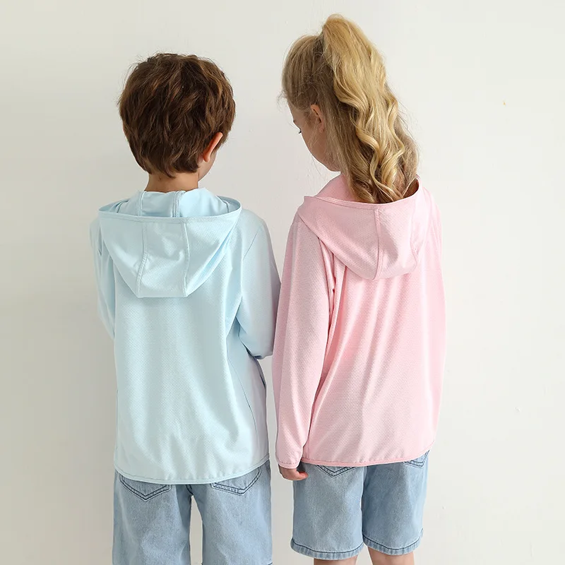 SunnyShield – Leicht & Schützend – UV-schützende Kinderjacke mit Kapuze