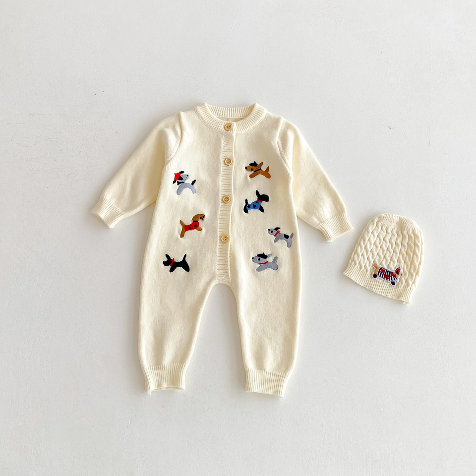 PlayfulKnit – Weich & niedlich – Gestrickter Baby-Strampler mit Hundemotiv