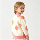CozyCardi – Weich & warm – Gestrickte Strickjacke mit niedlichen Motiven