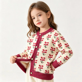 CozyCardi – Weich & warm – Gestrickte Strickjacke mit niedlichen Motiven