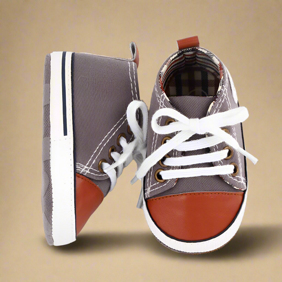 BabyStride – Atmungsaktiv und flexibel - 'First Steps' Turnschuhe