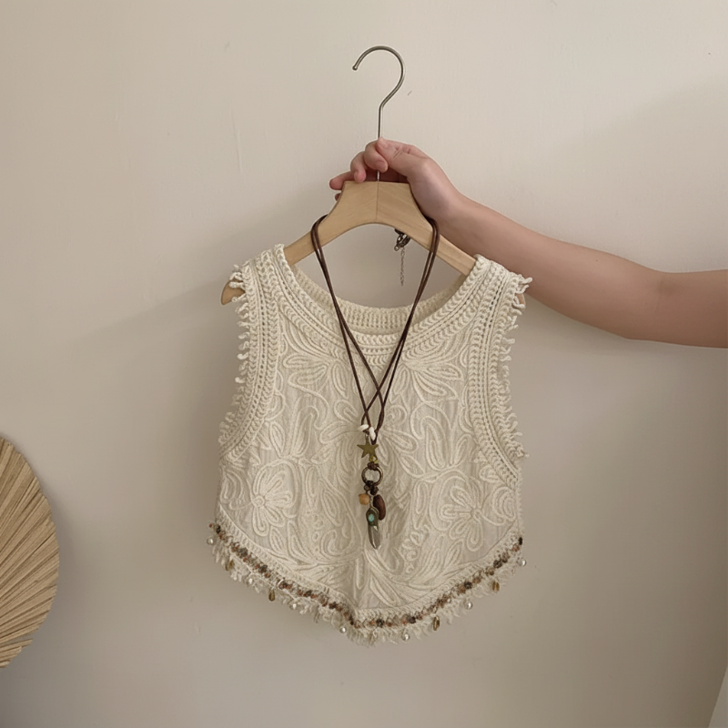 TinyTrends – Boho-Chic & Niedlich – Gehäkeltes Oberteil mit kariertem Rock