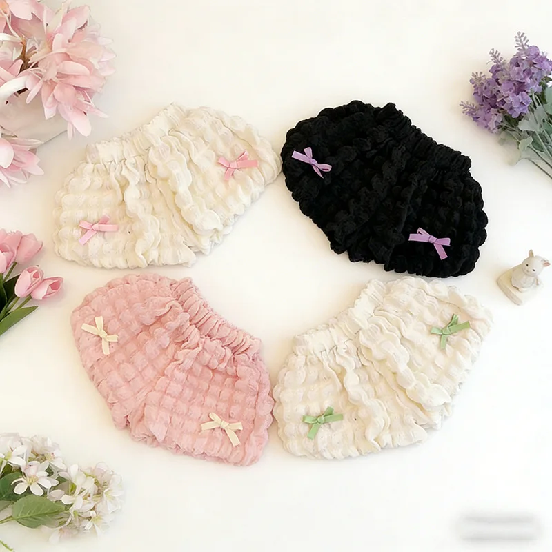 LovelyBloom – Weich & niedlich – Kinderhose mit Rüschen und Schleife