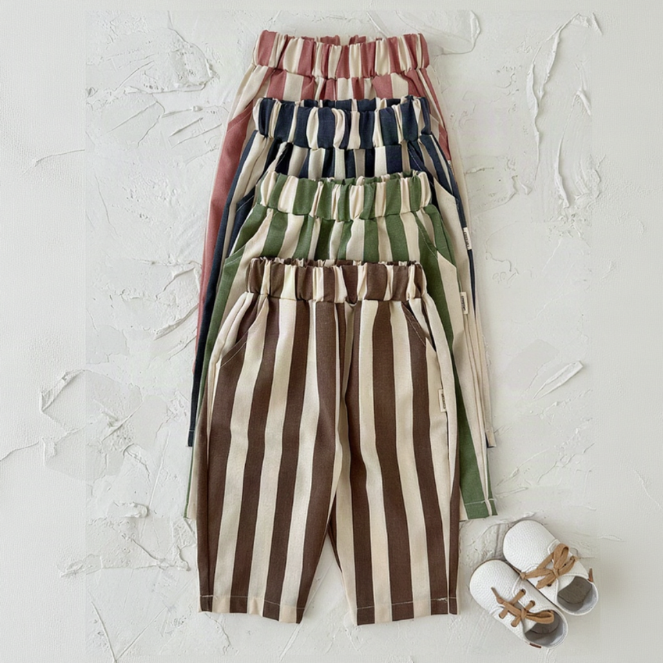 SoftStripe – Weich & bequem – Babyhose mit gestreiftem Muster
