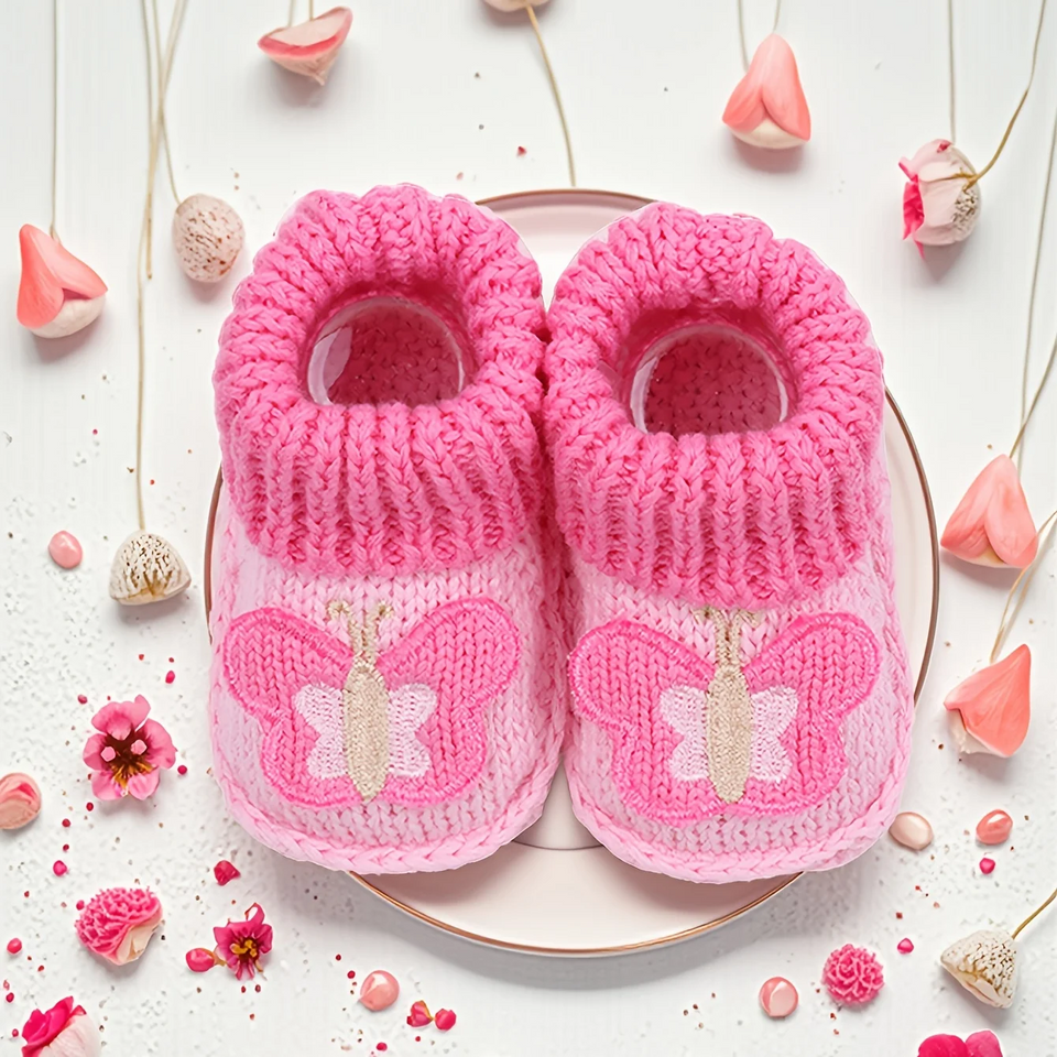 Mini Fashion – Gestrickte Babyschuhe (3-6 Monate)