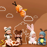 LittleDolly – Süß & Gemütlich – Babypuppe in einem fröhlichen Tierkostüm