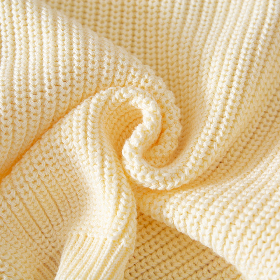 JoyKnit – Gemütlich & warm – Weihnachtspullover mit Aufdruck