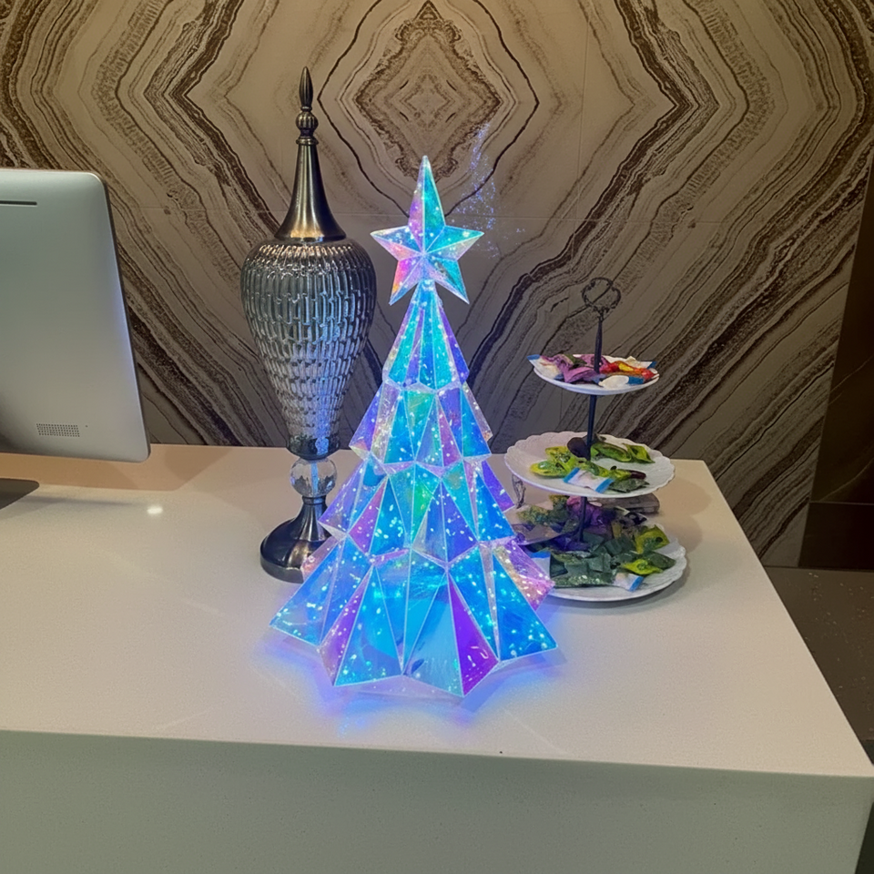 CrystalGlow – Festlich & stimmungsvoll – Dekorativer LED-Weihnachtsbaum