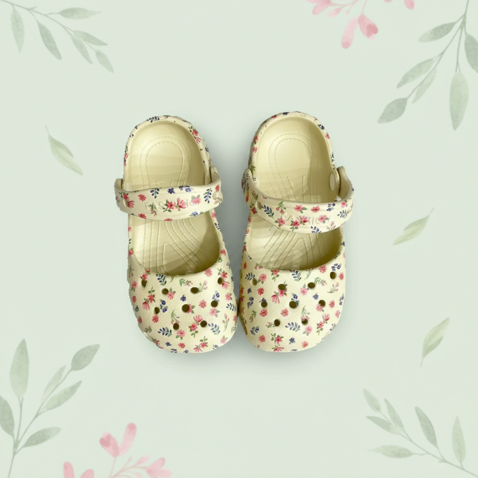 FlowerFeet – Elegant & bequem – Sandalen mit Blumenmuster