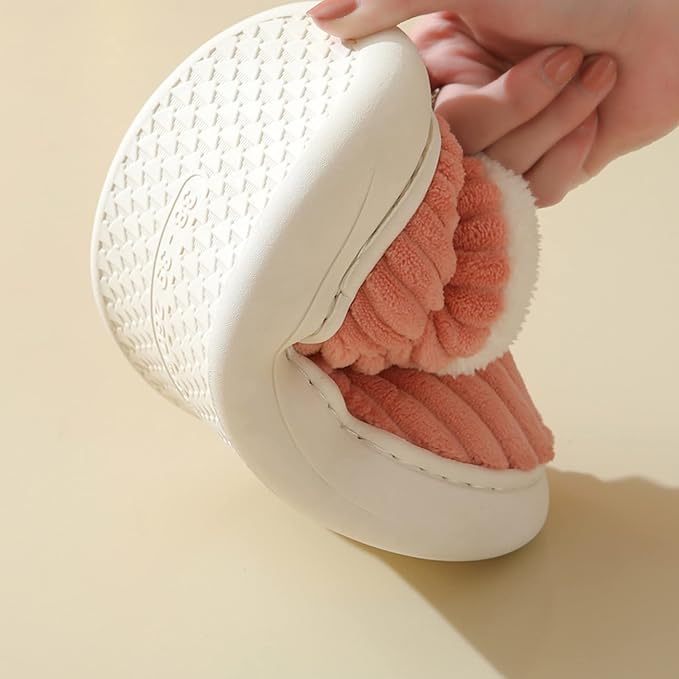 WarmNest – Kuschelig weich & warm – Rutschfeste Hausschuhe