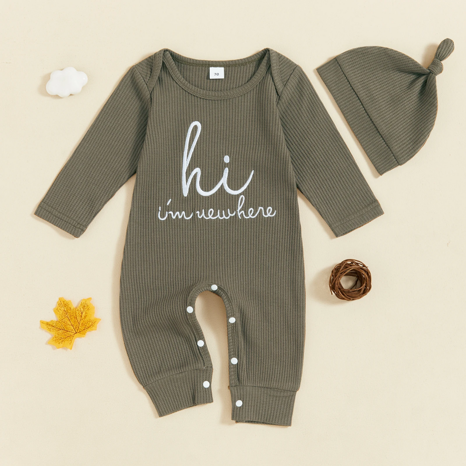CuddleBaby – Hallo, ich bin neu hier – Set aus Baby-Strampler und Mütze