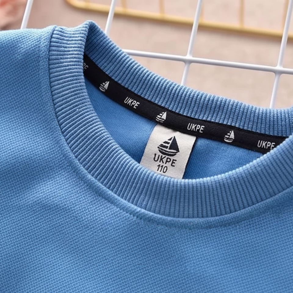 LittleCloud – Bequem & Gemütlich – Pullover mit 3D-Bärenmotiv