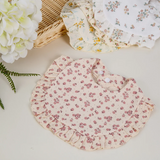 BabyBloom – Niedlich & bequem – Baby-Lätzchen mit Rüschenrand