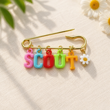 Personalized Charm Pin – Persönlich & stilvoll – Namensbrosche