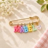 Personalized Charm Pin – Persönlich & stilvoll – Namensbrosche