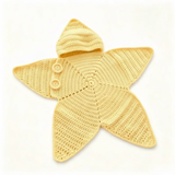 CozyStar – Weich & handgefertigt – Gestrickter Baby-Strampler mit sternförmigem Muster