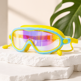 AquaVision – Verstellbarer Anti-Beschlag- und UV-Schutz – Schwimmbrille aus Silikon mit Ohrstöpseln