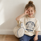 BearPlay – Komfort & Stil – Oversized-T-Shirt mit Winter-Skate-Aufdruck