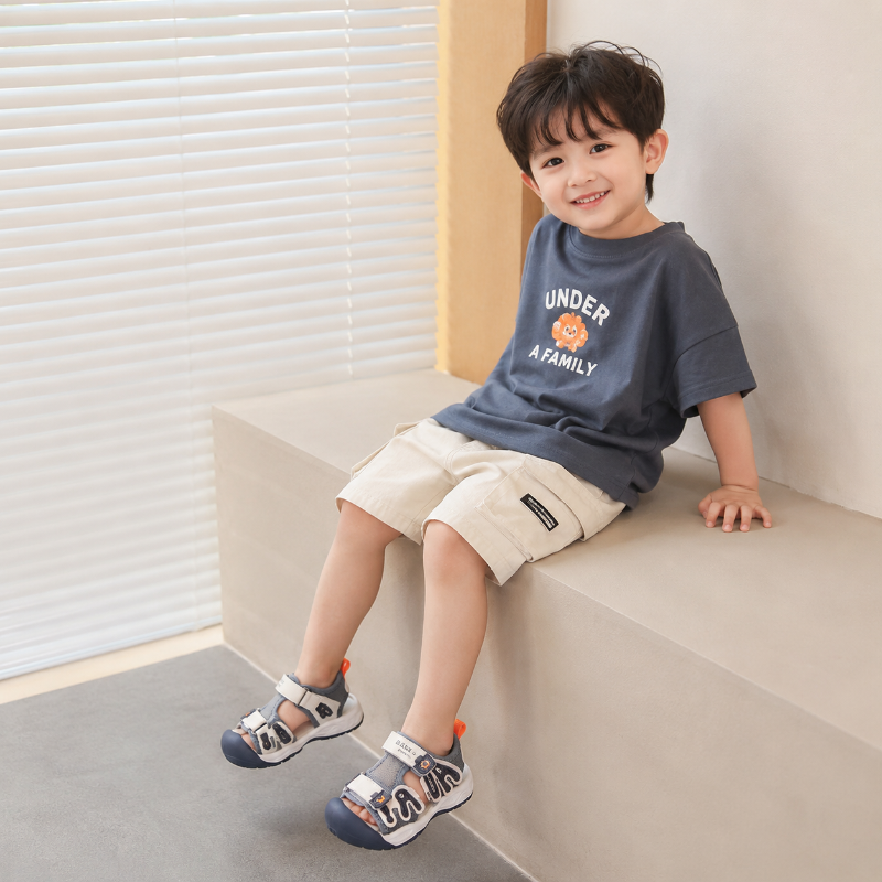 Mini Fashion™ - Atmungsaktives Design – Kindersandalen