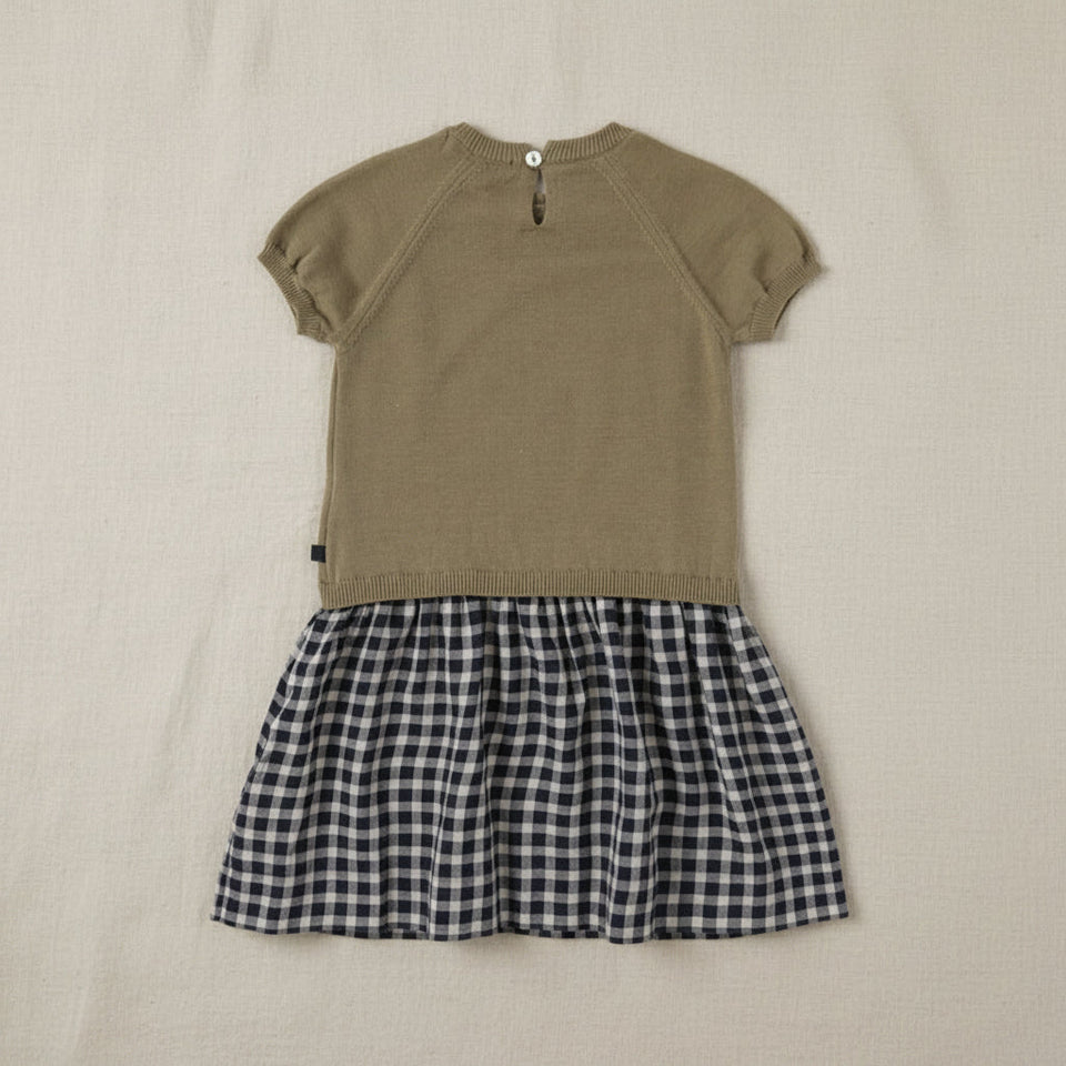 Plaid Patchwork Dress – Trendy & luftig – ternet kjole