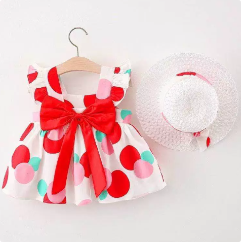 Mini Fashion™ – Sød og sommerlig – Frugtkjole (inkluderer GRATIS stråhat)
