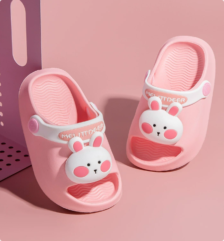 Mini Fashion – Munter og tryg – Polka strandtøfler