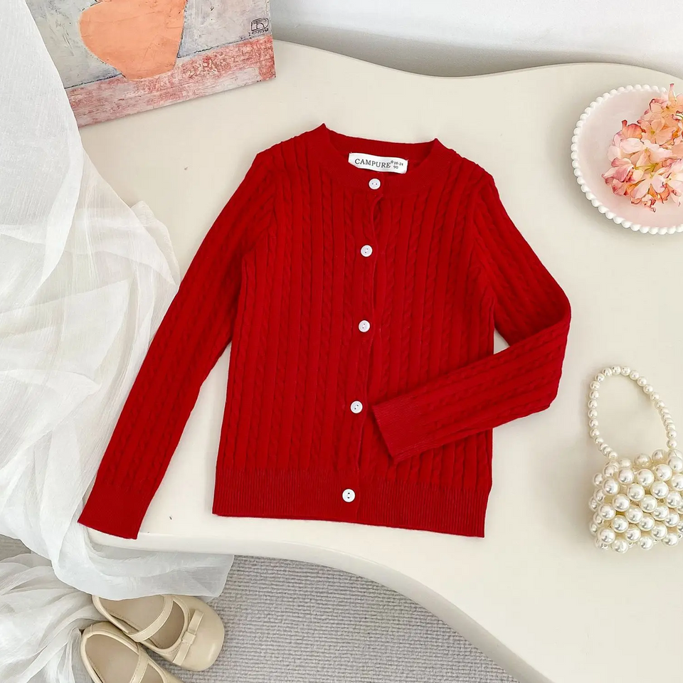 CozyBelle – Elegant & warm – Gestrickte Strickjacke mit Knöpfen
