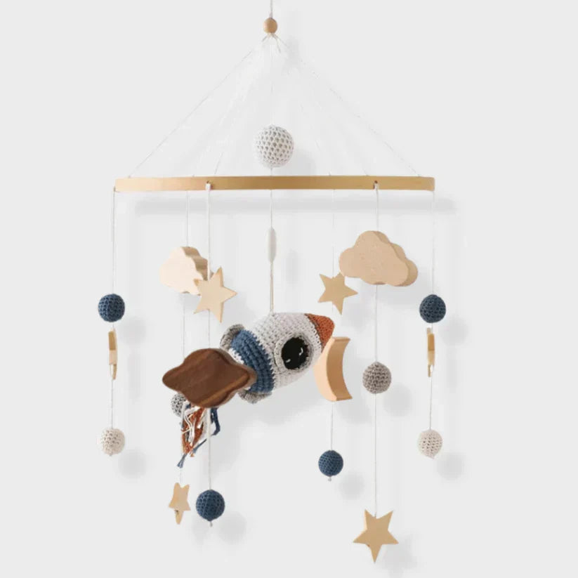 LittleNest – Naturlig ro – Babymobil i træ