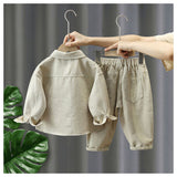 LittleExplorer – Bequem & Cool – Kinderhose & Hemd-Set