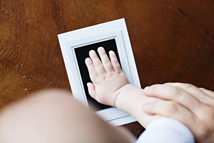 Baby Handprint Kit™ - Einzigartiges Erinnerungsstück an Ihr Baby - Abdruck-Set