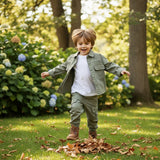 LittleExplorer – Komfortabel og cool – Børnebukser og skjorte-sæt