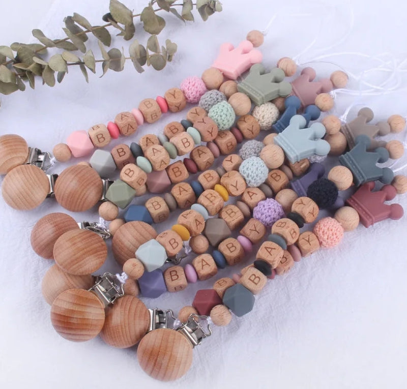 Personalized Pacifier Chain – Sicher & stilvoll – Personalisierte Schnullerkette