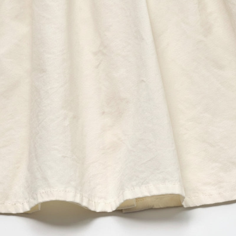 Ruffle Collar Top – Elegant und bequem – Oberteil mit dekorativem Kragen und Puffärmeln
