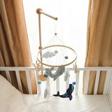 LittleNest – Naturlig ro – Babymobil i træ