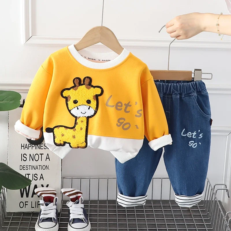 Mini Fashion™ – Weich und zäh – Kinderbekleidungsset