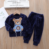 CozyBear – Warm & Weich – Kinder-Trainingsanzug mit Bärenmotiv