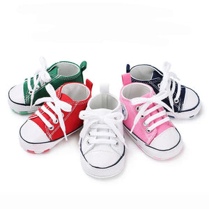 BabyStride – Atmungsaktiv und flexibel - 'First Steps' Turnschuhe