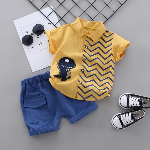 Mini Fashion™ - Dino t-shirt med shorts