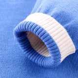 CozziWear – Warm & Trendy – Strickjacke mit Bären