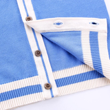 CozziWear – Warm & Trendy – Strickjacke mit Bären