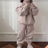 Mini Fashion™ - Fleece træningsdragt med lynlås