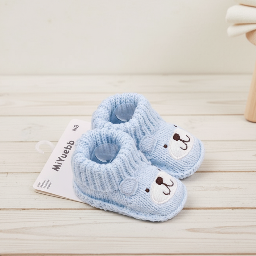 Mini Fashion – Gestrickte Babyschuhe (3-6 Monate)