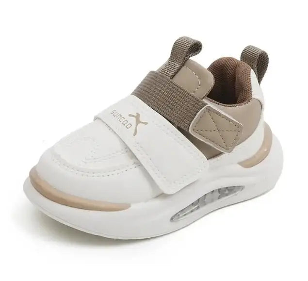 KidStride – Trendy & Funktional – Sneakers mit Klettverschluss