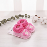 Mini Fashion – Gestrickte Babyschuhe (3-6 Monate)