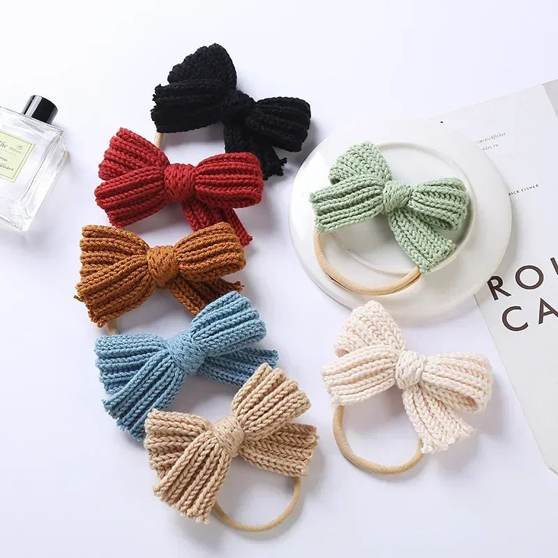 Mini Fashion™ - Süße Schleife - Gestricktes Haarband