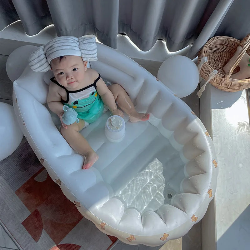 Blow Up Baby Bath™ - für kleine Wasserratten - Aufblasbare Babywanne