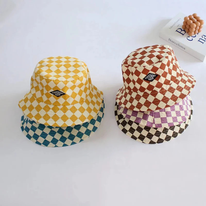 Bucket Hat – Niedlich & schützend – Kinderhut mit Karomuster